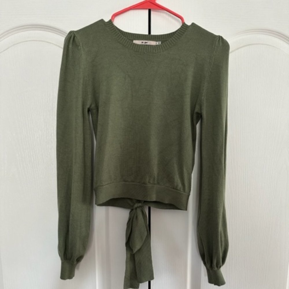 Mi Ami sweater from Franchesca's - Medium